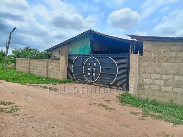 Poultry or Pig Farm for Sale at Kasoa Ofaakor Gada · Photo 1