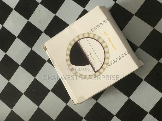 Portable Selfie Ring Light · Photo 3