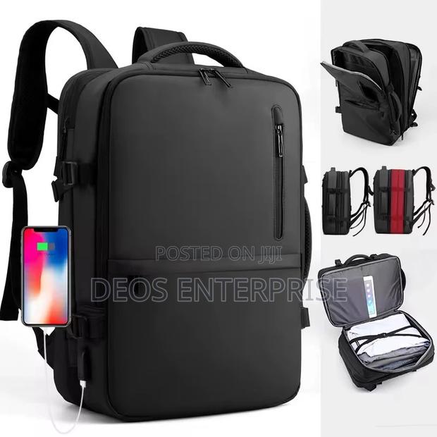 Omaska Expandable Waterproof Backpack · Photo 1