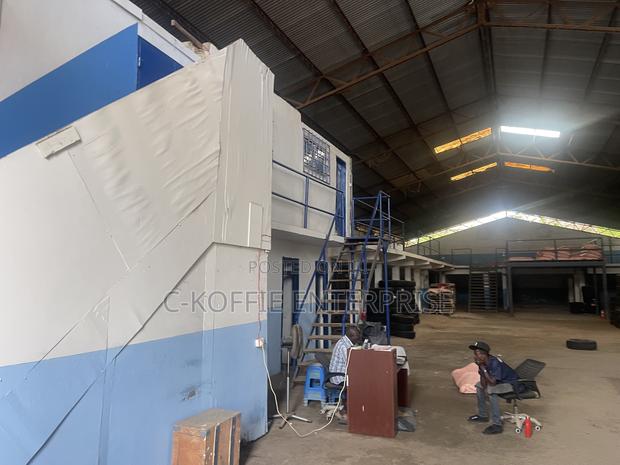 100sqm Warehouse Located at North Kaneshie for Rent · Photo 3