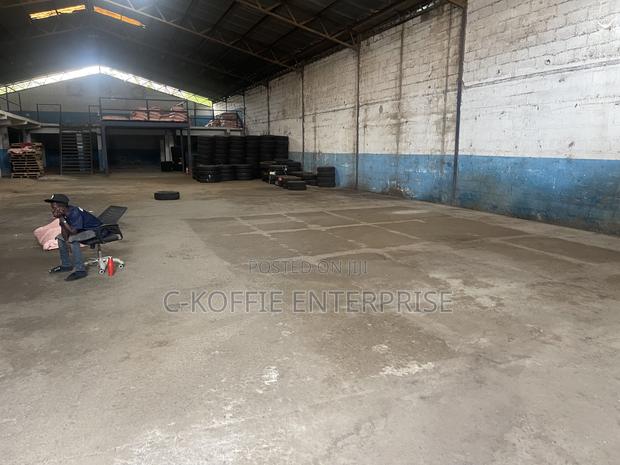 100sqm Warehouse Located at North Kaneshie for Rent · Photo 1