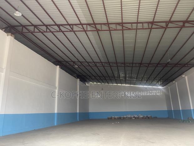 800 SQM Warehouse at Spintex for Rent · Photo 4