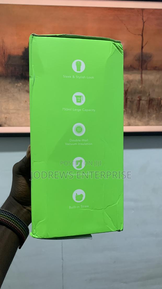 Oraimo Thermogo 750ml Stainless Steel Vacuum Thermos Cup · Photo 3