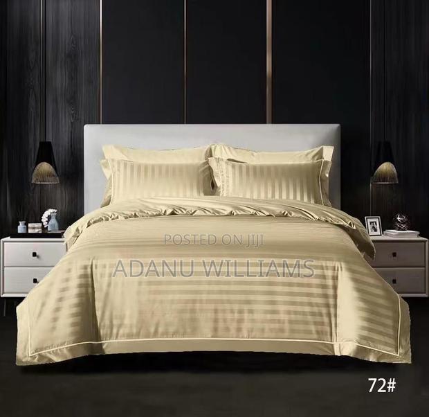 Luxurious Striped Linen Cotton Bedsheets Set 6pcs · Photo 1