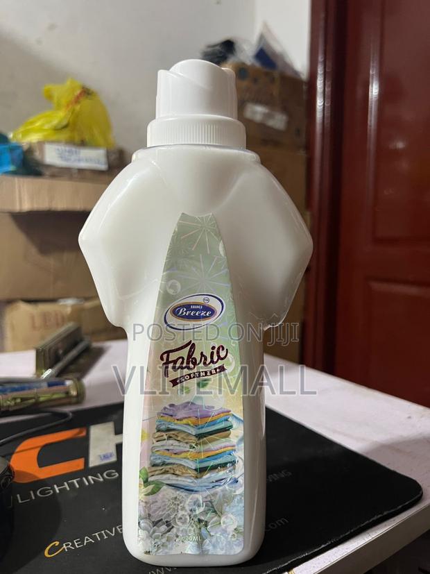 Breeze Fabric Softner · Photo 1