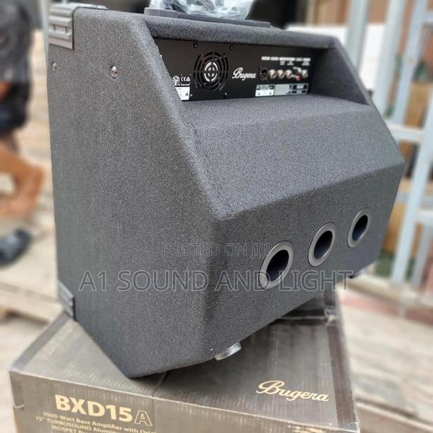 Bugera Bxd15 1000-Watts Bass Combo With Compressor · Photo 2