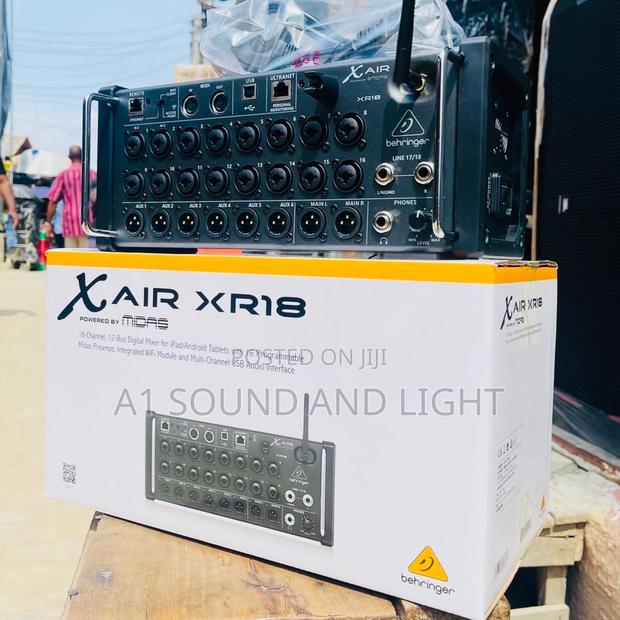 Behringer Xr18 Wireless Digital Mixer · Photo 2