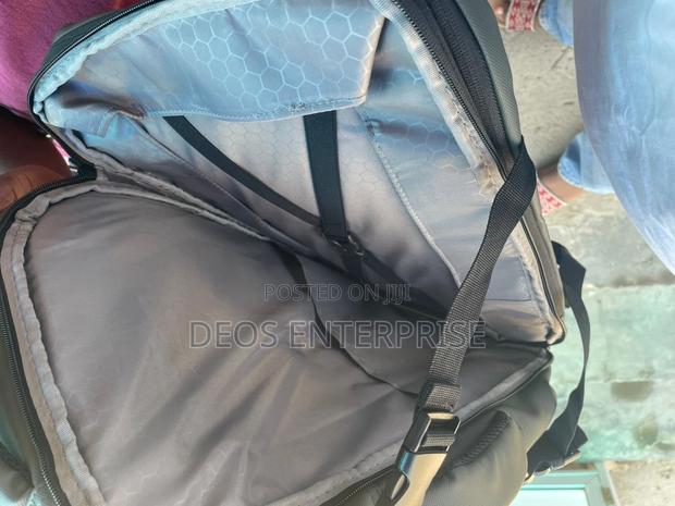 Omaska 17 Inch Laptop Bag Can Be Use for Traveling · Photo 2