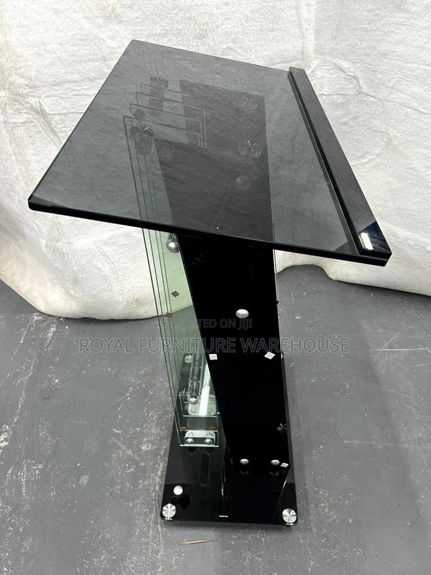 Authentic Tempered Glass Church Preaching Pulpit · Photo 3