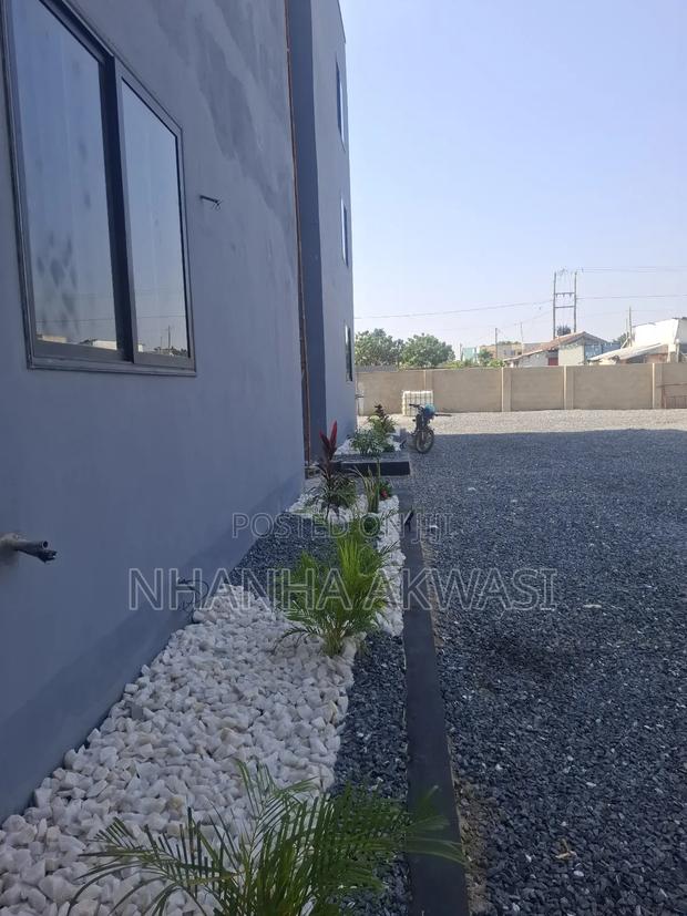 1bdrm Apartment in Klagon, Asuogyaman for rent · Photo 2