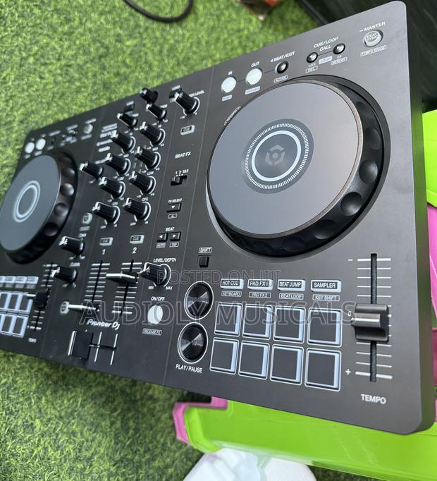 Pioneers Dj Controller/ DDJ-Flx4 · Photo 1