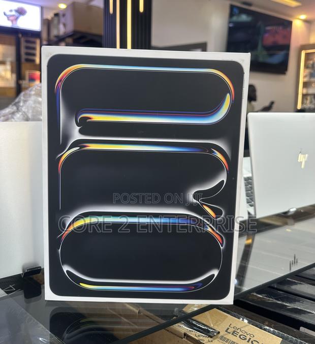 New Apple iPad Pro 13 (2024) 512 GB Black · Photo 1