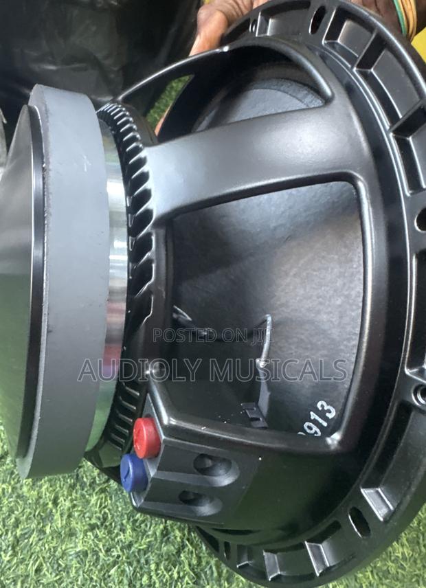 Single Magnet/ 12-Inches Speaker/Jac · Photo 1