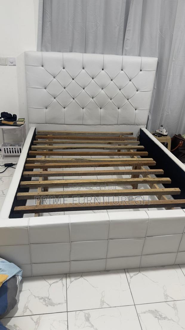 Used Double Bedframe · Photo 2