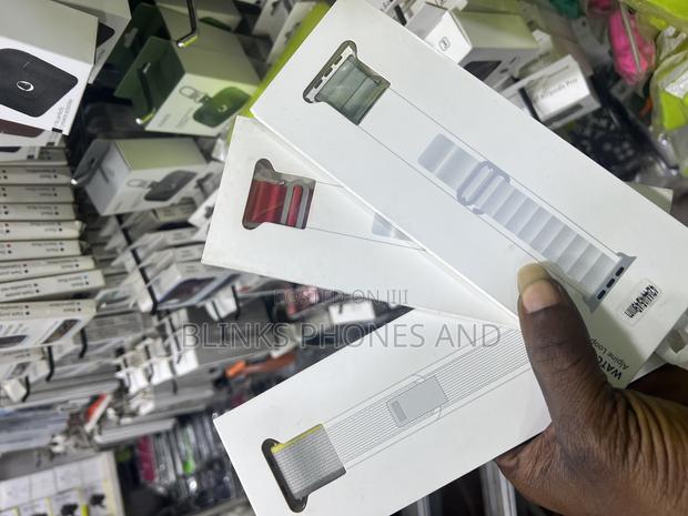 Apple Straps · Photo 2