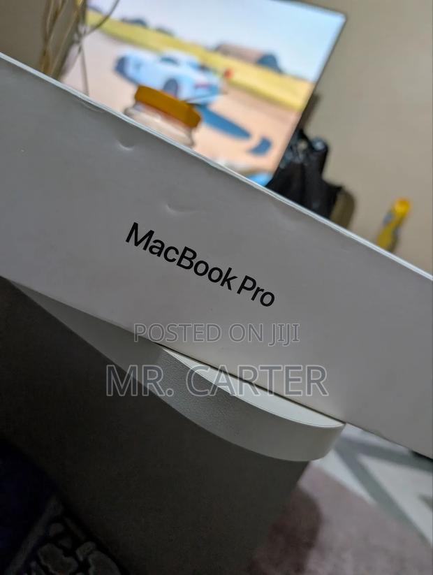 New Apple MacBook Pro 2024 M4 Max 16-inch 36GB Apple M4 Max SSD 1T · Photo 6