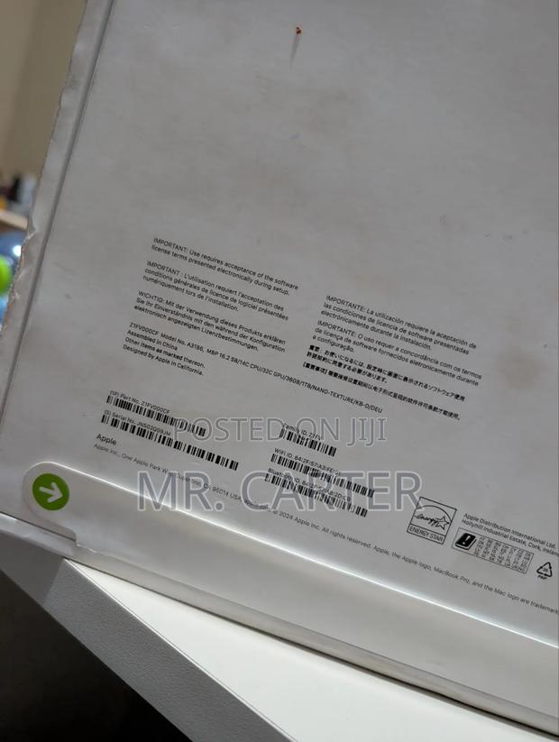 New Apple MacBook Pro 2024 M4 Max 16-inch 36GB Apple M4 Max SSD 1T · Photo 7
