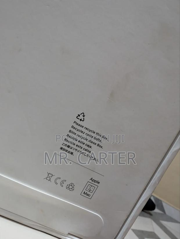 New Apple MacBook Pro 2024 M4 Max 16-inch 36GB Apple M4 Max SSD 1T · Photo 8