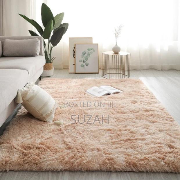 Silky Carpet · Photo 1