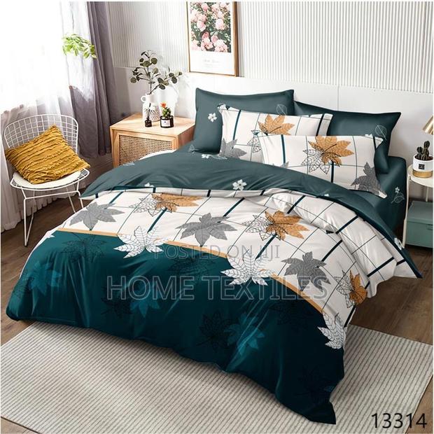 2 Bedsheets and 4 Pillow Cases for King Size Beds(Gift Idea) · Photo 1
