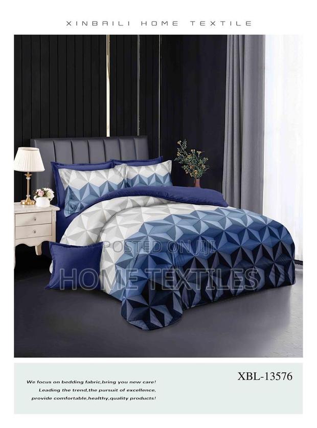Lv. 2 Bedsheets and Four Pillow Cases for King Size Bed · Photo 1