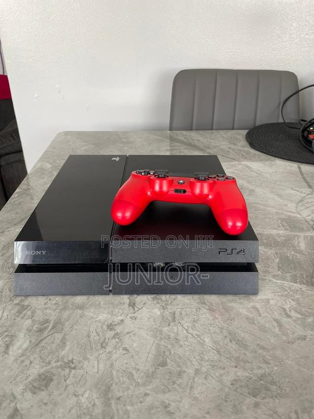 Ps4 Standard With LATEST FC27 and Other 10 Games Freee · Photo 3