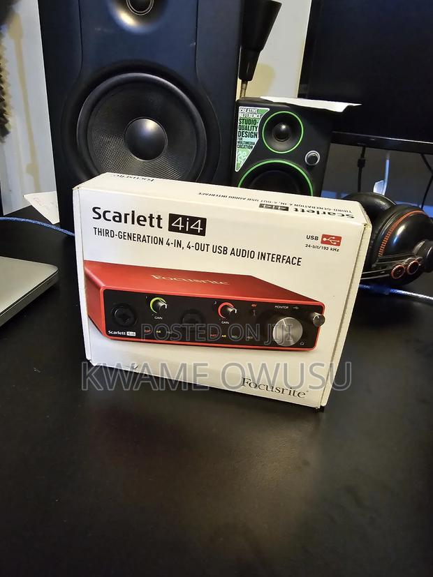 Focusrite Scarlett 4i4 3rd Gen. Soundcard · Photo 5