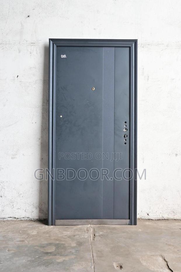Modern Apartment Door G508 Metal Door Gray Color · Photo 1