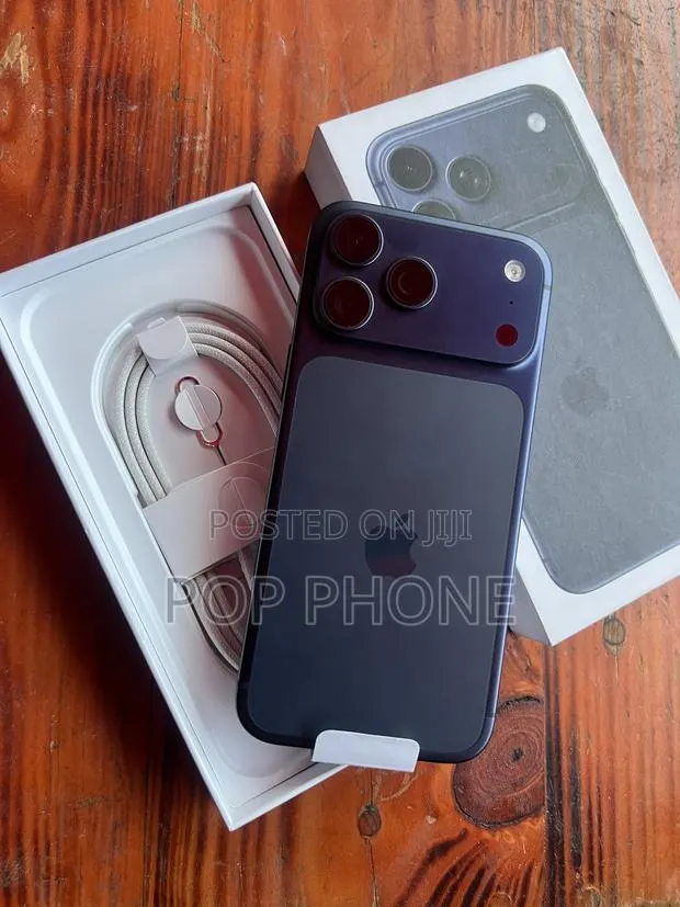 New Apple iPhone 17 Pro Max 512 GB Blue · Photo 1