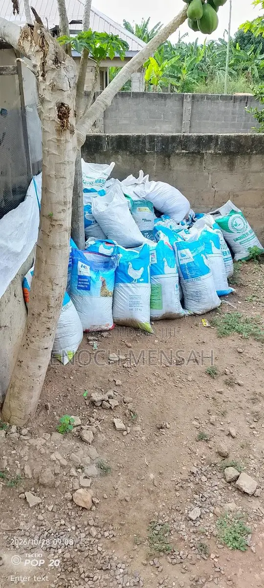 Poultry Manure · Photo 1