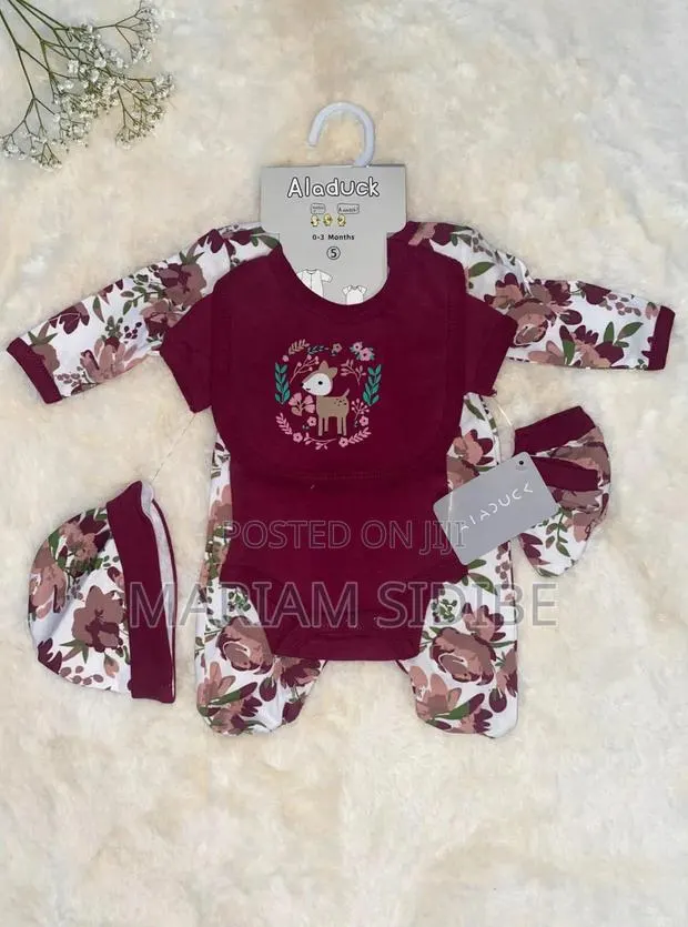 Baby Outfit 5 Pieces Set · Photo 1