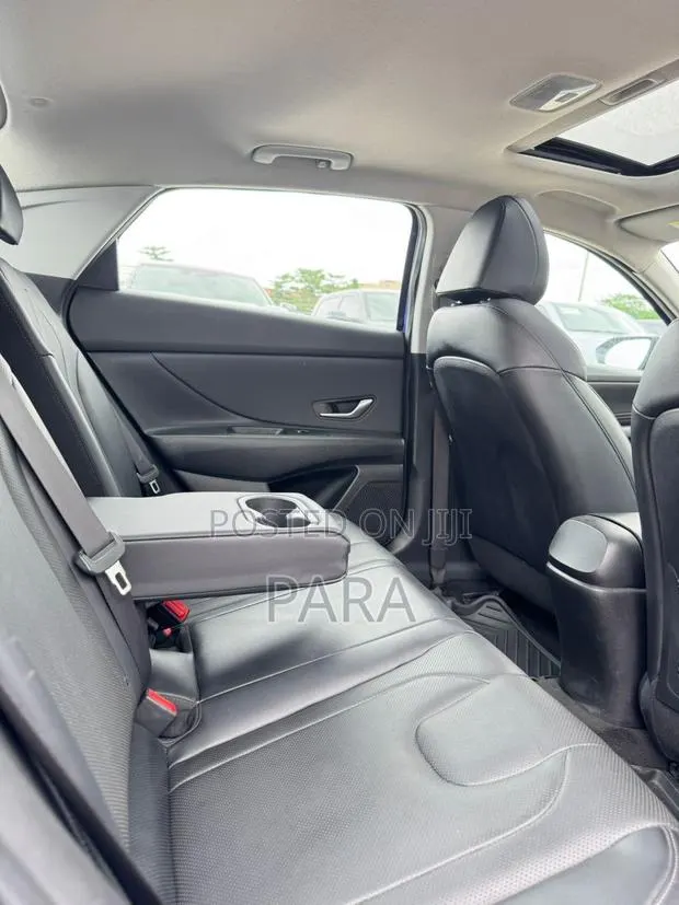 Hyundai Elantra Limited 2023 Blue · Photo 1