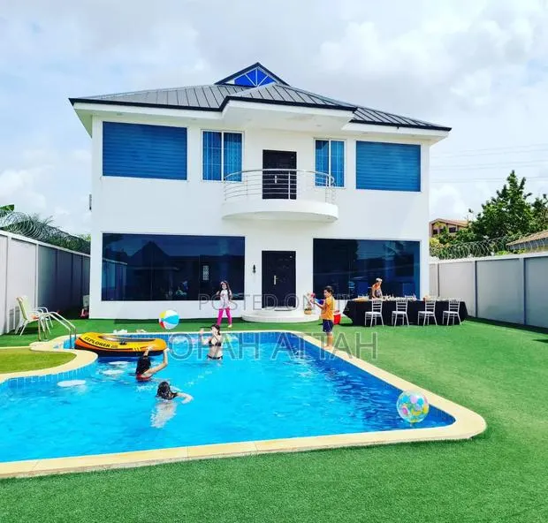Furnished 5bdrm Mansion in Ahodwo Kumasi for sale · Photo 1