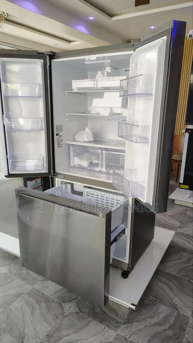 Samsung 18 Cu. Ft. Smart Counter Depth French Door Refrigerator · Photo 1