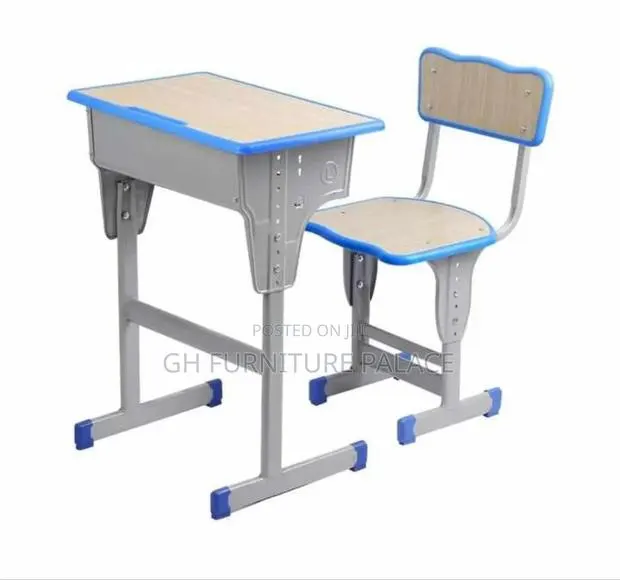Kids Table And Desk · Photo 1