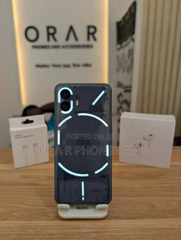 Nothing Phone 2 128 GB Black · Photo 1