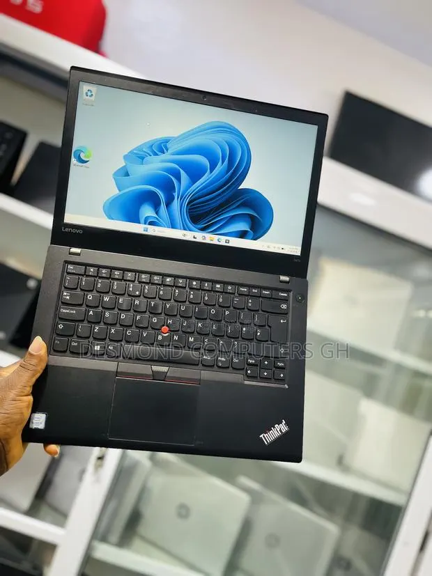 Laptop Lenovo ThinkPad T470 8GB Intel Core i5 SSD 128GB · Photo 1