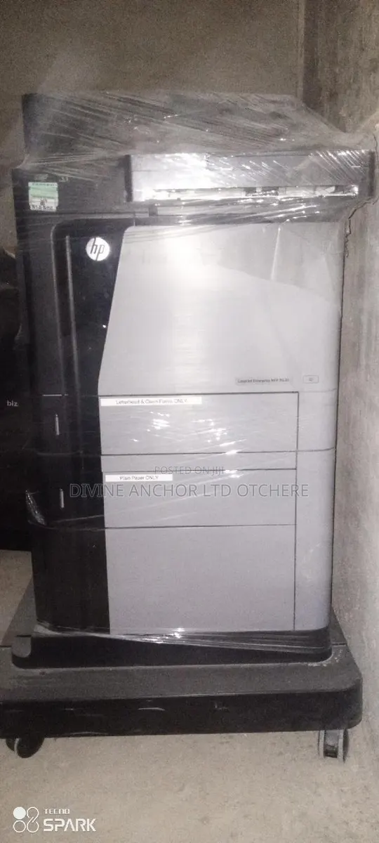 Hp M830 Copier · Photo 1