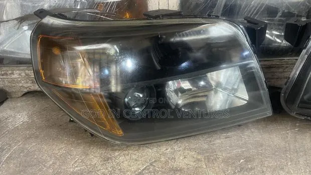 Honda Pilot 2005 Headlight · Photo 1