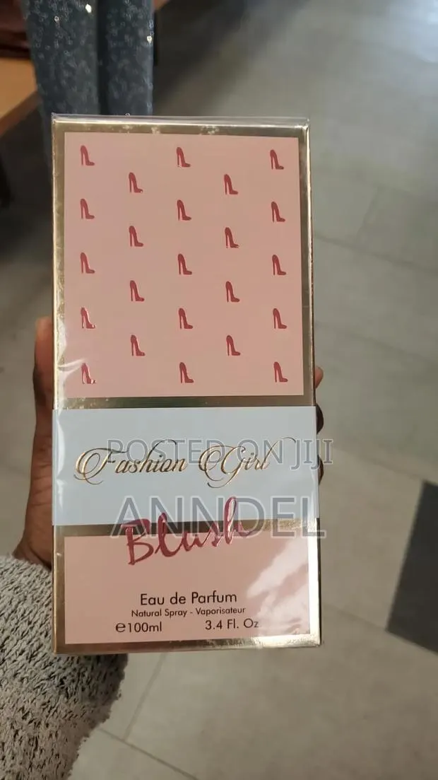 Fashion Girl Blush Perfume · Photo 1
