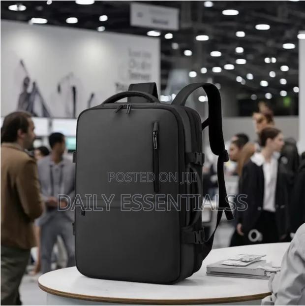 Anti Theft Usb Charging Backpack · Photo 2