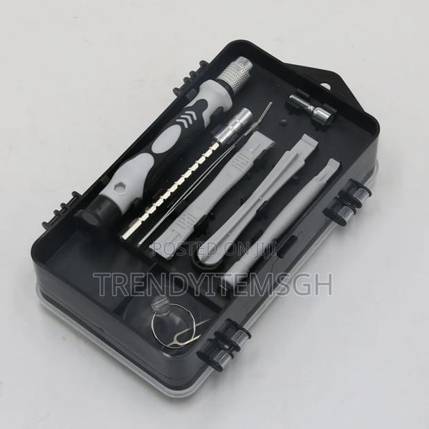 Precision Magnetic 115 In 1 Screwdriver Bit Set · Photo 2