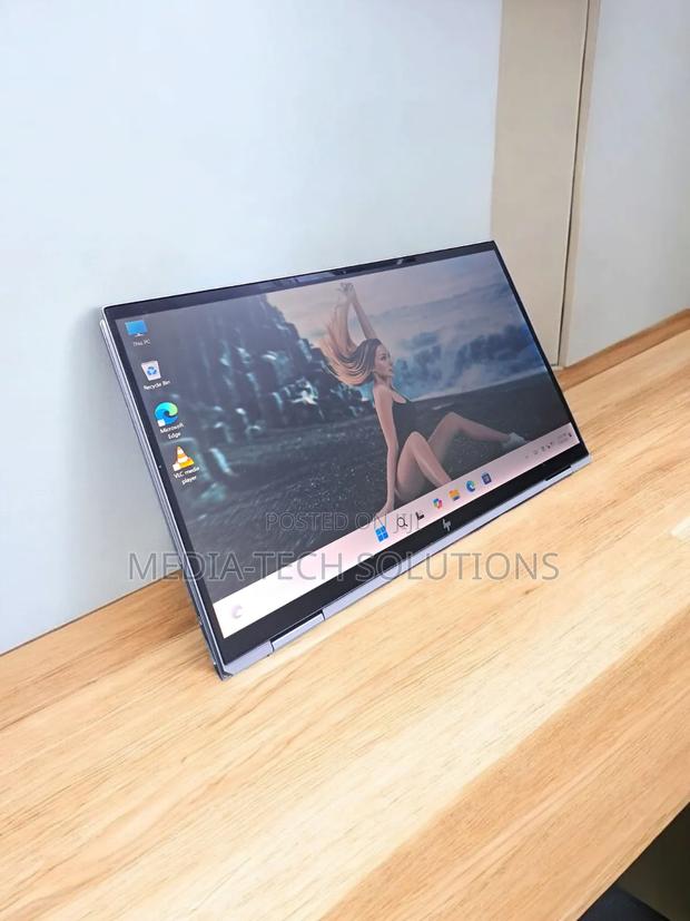 Laptop HP EliteBook 1040 G8 16GB Intel Core i7 SSD 512GB · Photo 3