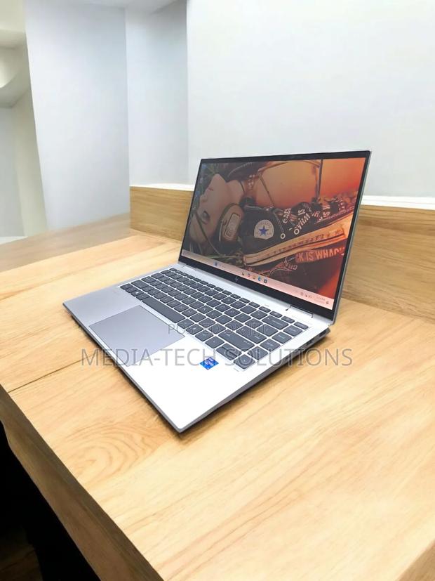 Laptop HP EliteBook 1040 G8 16GB Intel Core i7 SSD 512GB · Photo 4