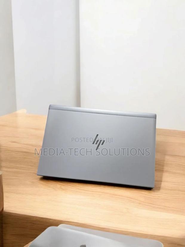 Laptop HP EliteBook 840 G8 16GB Intel Core i7 SSD 512GB · Photo 1