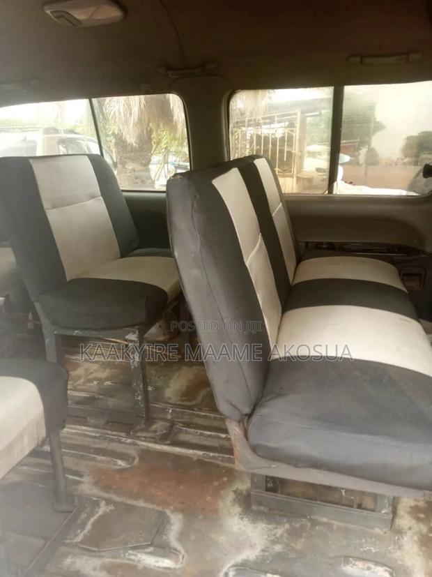 Hyundai Starex 2007 White · Photo 6