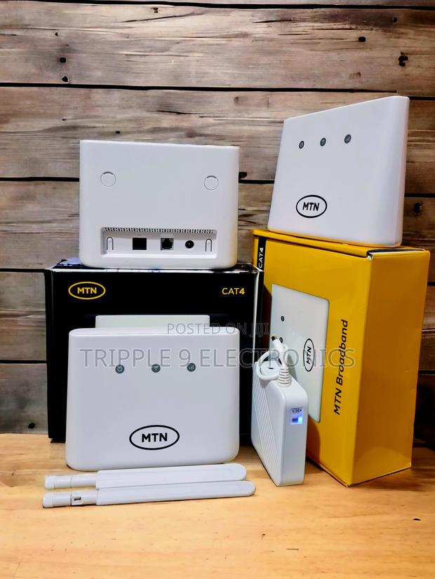 Zte Universal Portable Router With Power Bank · Photo 1
