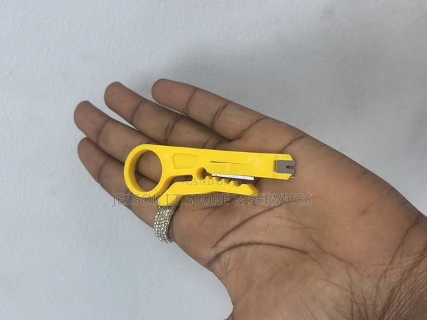 Crimping Tool · Photo 2