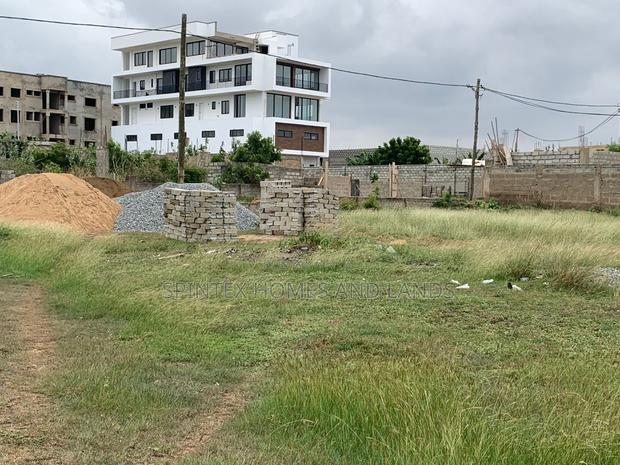 One Plot for Sale, Size 7/100 · Photo 3