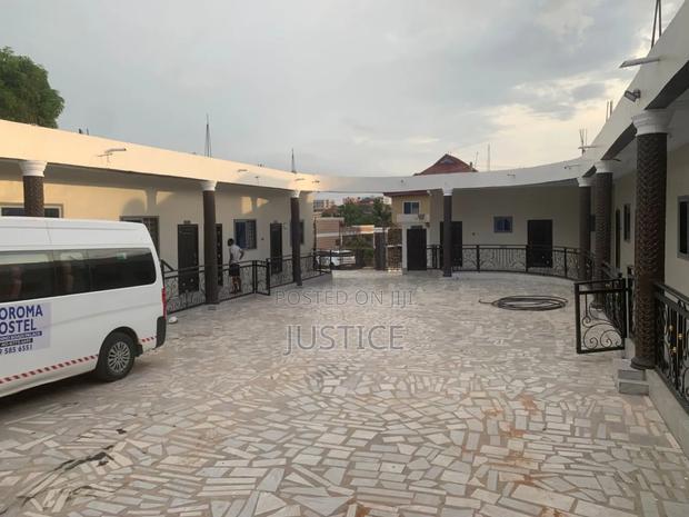 21 Rooms Recently Open Hostel for Sale Boadi Kumasi · Photo 2